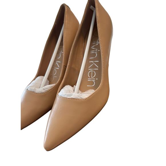 Calvin Klein Women's Beige Pointed Toe Pumps Size 7M Mid Heel Elegant - Picture 6 of 11
